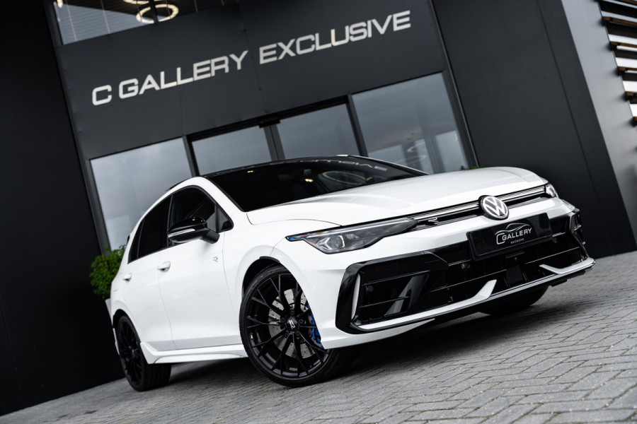 Volkswagen Golf 8.5 R 2.0 TSI 4Motion - R Performance Pack | Akrapovic | Panorama | H&K | Elek. Trekhaak