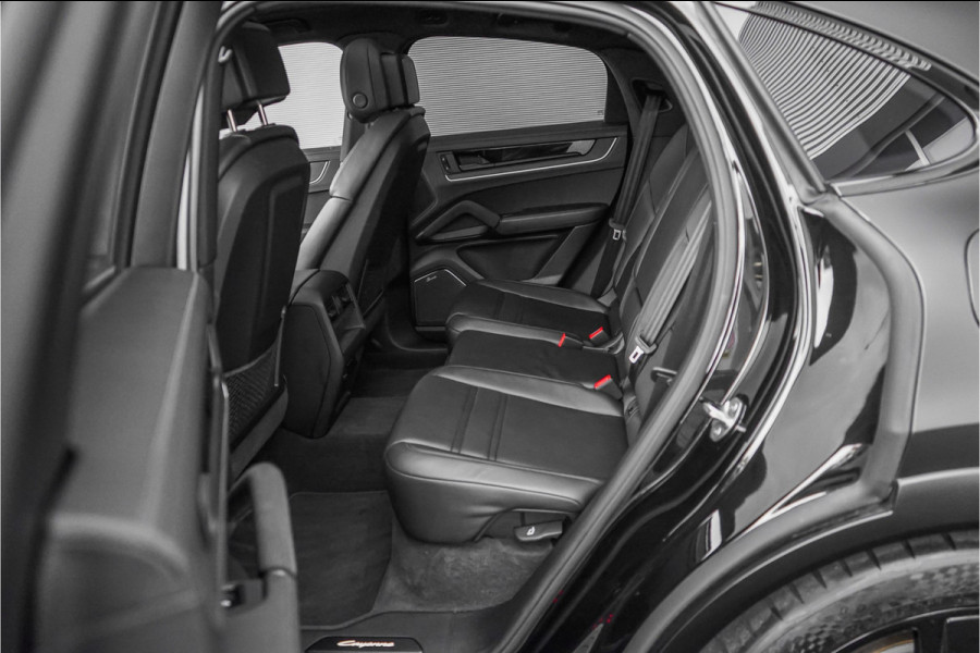 Porsche Cayenne Coupé 3.0 E-Hybrid Sport Design Burmester Inno-Drive Trekhaak 22" 1e Eig BTW