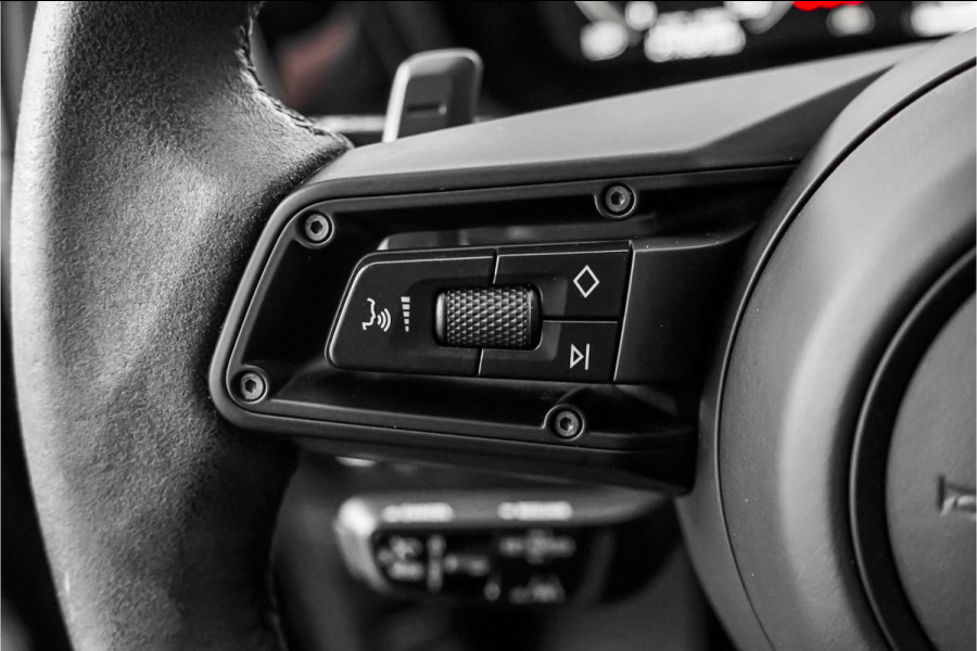 Porsche Cayenne Coupé 3.0 E-Hybrid Sport Design Burmester Inno-Drive Trekhaak 22" 1e Eig BTW