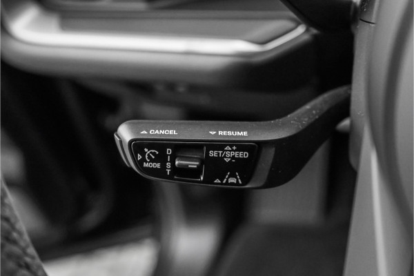 Porsche Cayenne Coupé 3.0 E-Hybrid Sport Design Burmester Inno-Drive Trekhaak 22" 1e Eig BTW