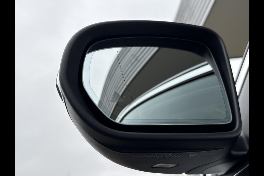Mercedes-Benz C-Klasse Estate 300 e Avantgarde 320pk PHEV | Trekhaak | Adaptive cruise control | Stoelverwarming | Dodehoeksensoren | Elektrische stoelen met geheugenfunctie | Head up Display |