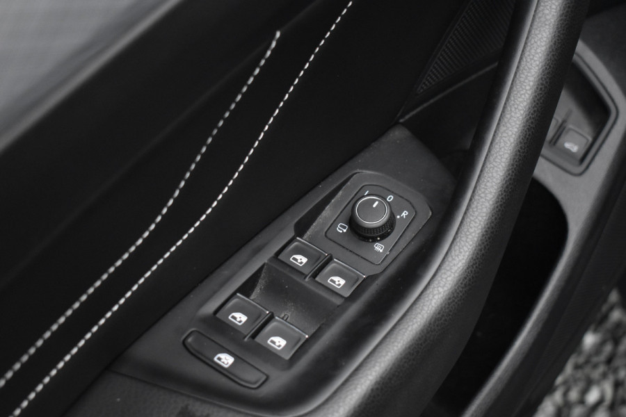 Volkswagen Passat Variant GTE 218PK DSG HYBRID GTE BUSINESS LEDER/CAMERA/IQ-LIGHT