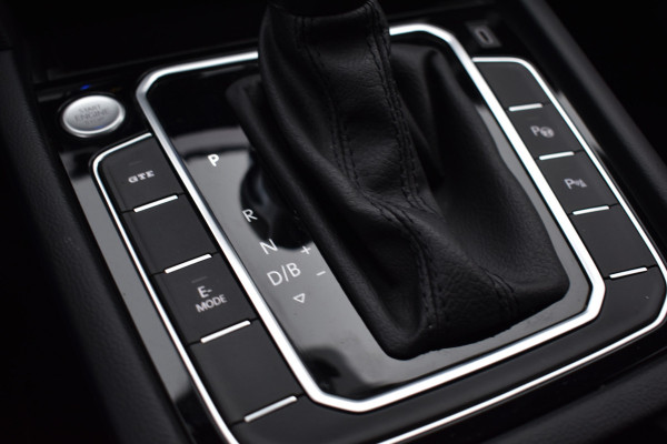 Volkswagen Passat Variant GTE 218PK DSG HYBRID GTE BUSINESS LEDER/CAMERA/IQ-LIGHT