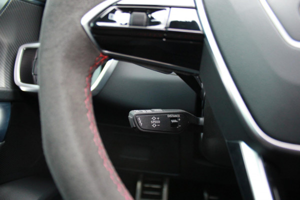 Audi A6 Avant RS 6 TFSI quattro