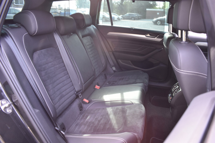 Volkswagen Passat Variant 218PK DSG HYBRID GTE BUSINESS TREKHAAK/IQ-LIGHT/VIRTUAL/LEDER