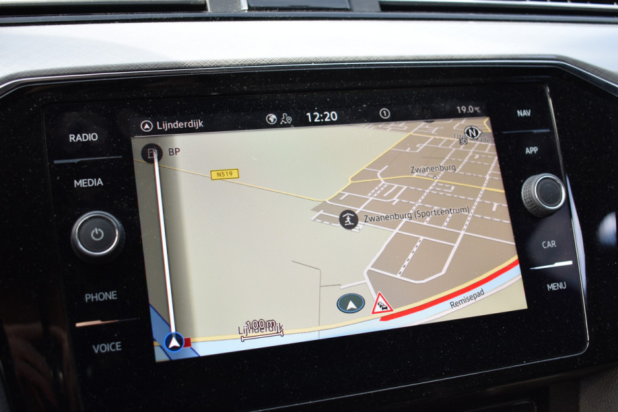 Volkswagen Passat Variant 218PK DSG HYBRID GTE BUSINESS TREKHAAK/IQ-LIGHT/VIRTUAL/LEDER