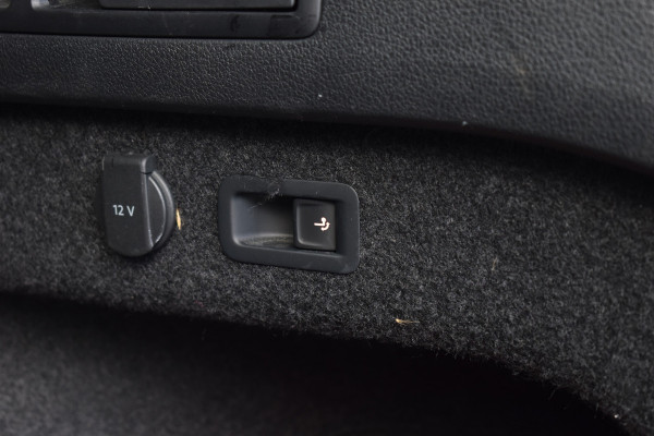 Volkswagen Passat Variant 218PK DSG HYBRID GTE BUSINESS LEDER/CAMERA/TREKHAAK/IQ-LIGHT