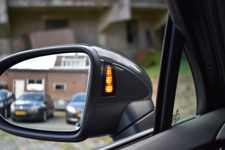 Volkswagen Passat Variant 218PK DSG HYBRID GTE BUSINESS LEDER/CAMERA/TREKHAAK/IQ-LIGHT