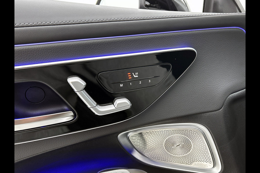 Mercedes-Benz CLE Coupé 300 e AMG Plug-In Hybride AMG Line Premium Plus | Night Pakket | Trekhaak | Distronic | Panorama Schuif-Kanteldak | Stuur en Stoelverwarming. Inclusief 24 maanden MB Certified garantie voor Europa.