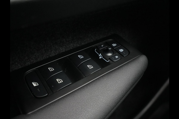 Volvo XC40 1.5 T5 260pk Recharge Inscription Expression Navigatie Camera Acc Carplay Dab 139