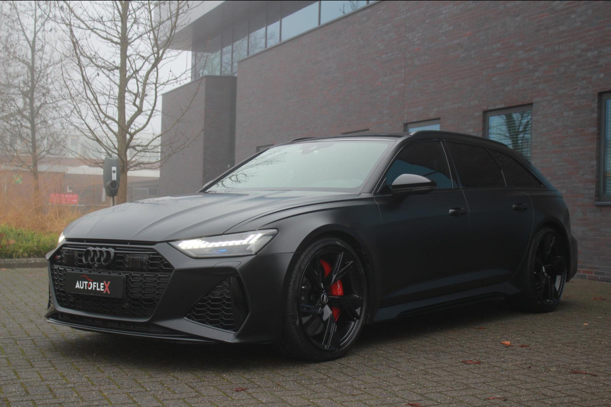 Audi A6 Avant RS 6 TFSI quattro