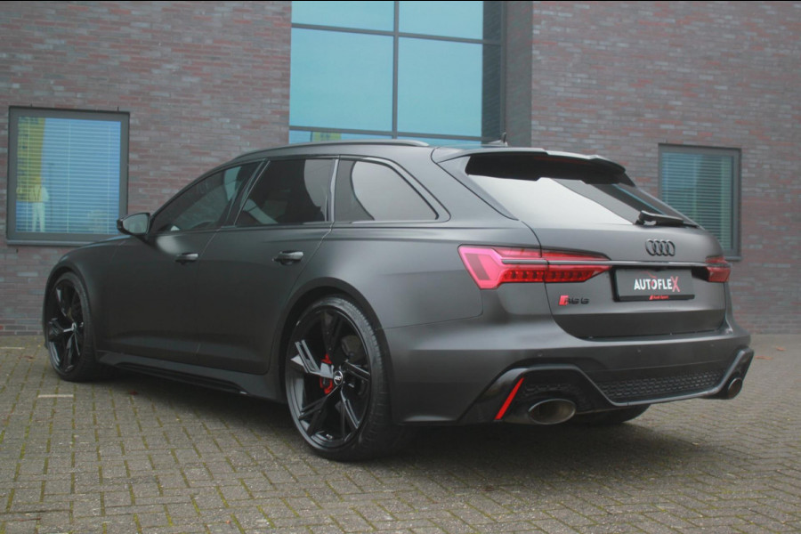 Audi A6 Avant RS 6 TFSI quattro