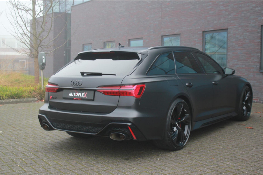 Audi A6 Avant RS 6 TFSI quattro