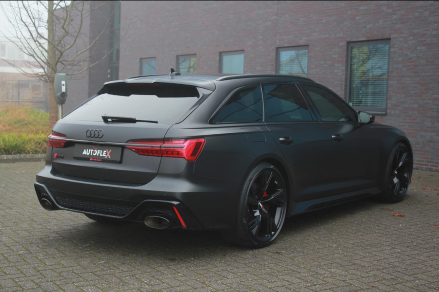 Audi A6 Avant RS 6 TFSI quattro