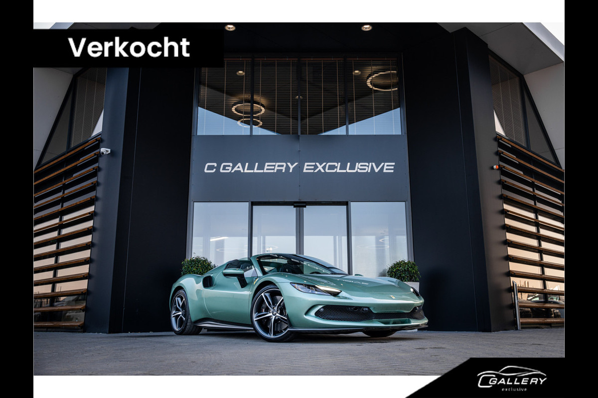 Ferrari 296 GTS 3.0 V6 - Verde Francesca | Spyder l 830PK! l Race Display l Racing Seats | Carbon