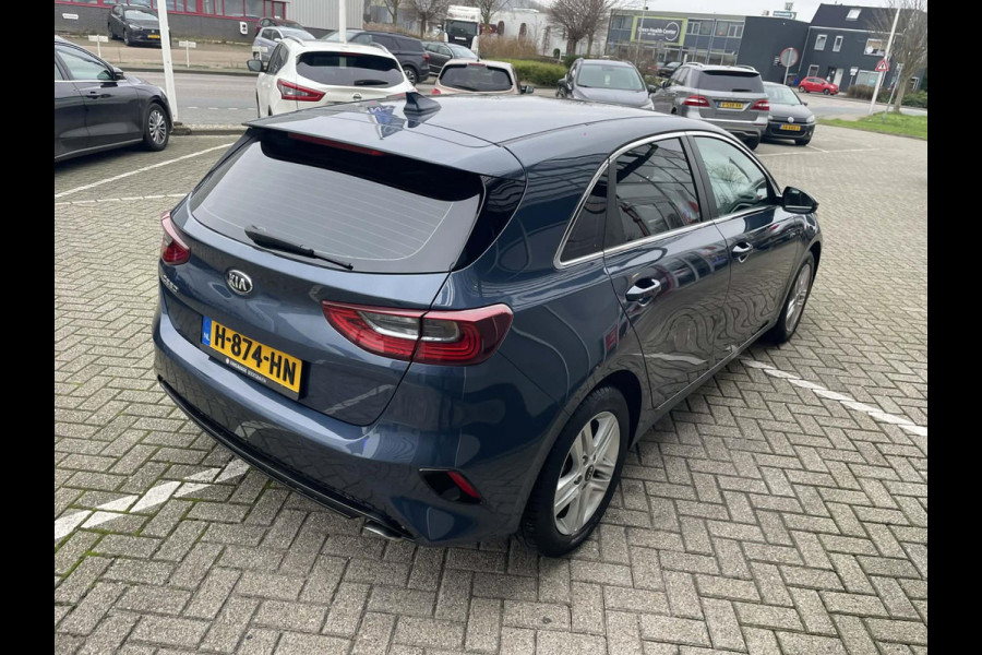 Kia Ceed 1.0 T-GDi DynamicLine / camera