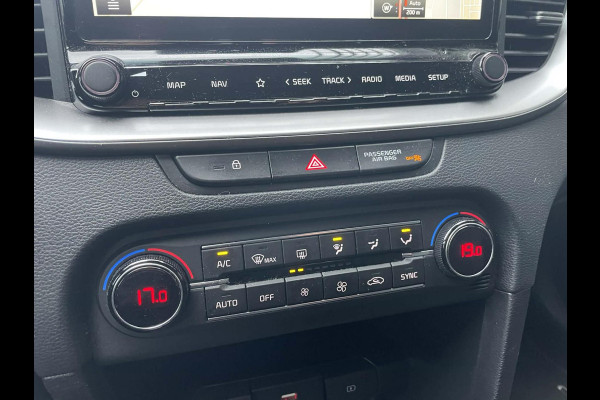 Kia Ceed 1.0 T-GDi DynamicLine / camera