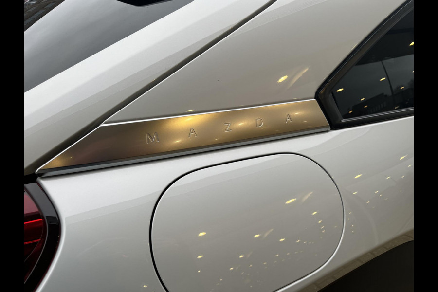 Mazda MX-30 e-SkyActiv R-EV 170 Makoto | Schuifdak | Rondomzicht Camera | Stoelverwarming | Premium audio