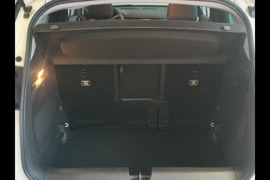 Opel Crossland X 1.2 Turbo Innovation AUTOMAAT uit 2019 Rijklaar + 12 maanden Bovag-garantie Henk Jongen Auto's in Helmond,  al 50 jaar service zoals 't hoort!