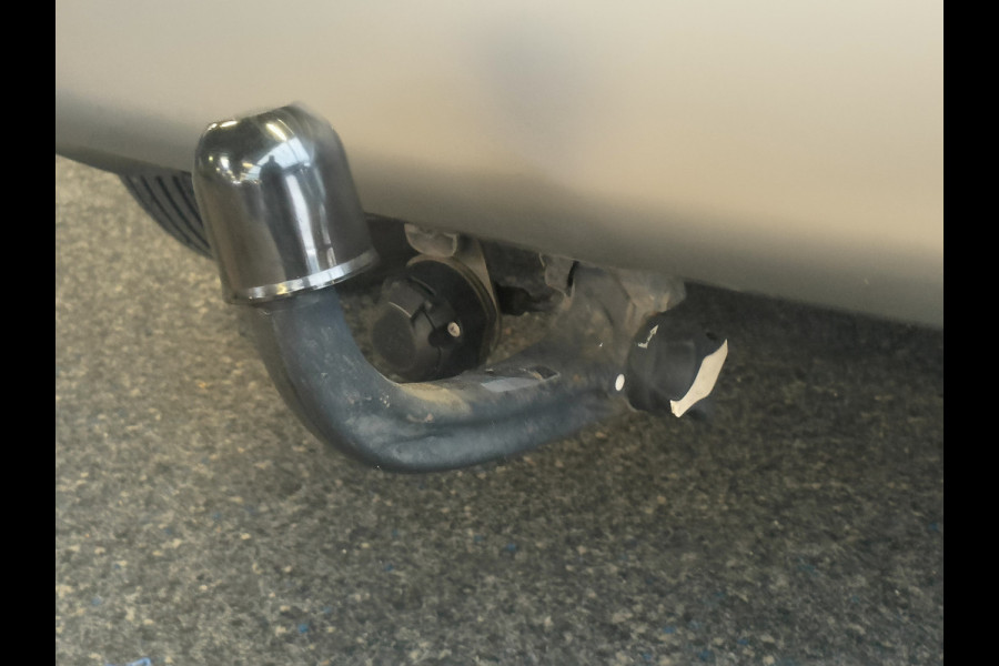 Opel Crossland X 1.2 Turbo Innovation AUTOMAAT uit 2019 Rijklaar + 12 maanden Bovag-garantie Henk Jongen Auto's in Helmond,  al 50 jaar service zoals 't hoort!