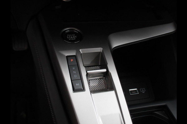 Peugeot 408 1.2 PureTech Allure 130pk Automaat | Comfort Pakket, Electrische stoelverstelling LV, stoelverwarming  Camera 360  Navigatie  Climate Control  Dab  Led Parkeer sensoren