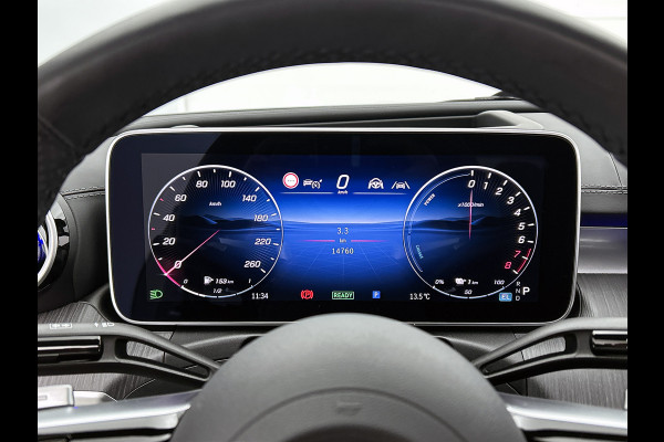 Mercedes-Benz CLE Coupé 300 e AMG Plug-In Hybride AMG Line Premium Plus | Night Pakket | Trekhaak | Distronic | Panorama Schuif-Kanteldak | Stuur en Stoelverwarming. Inclusief 24 maanden MB Certified garantie voor Europa.