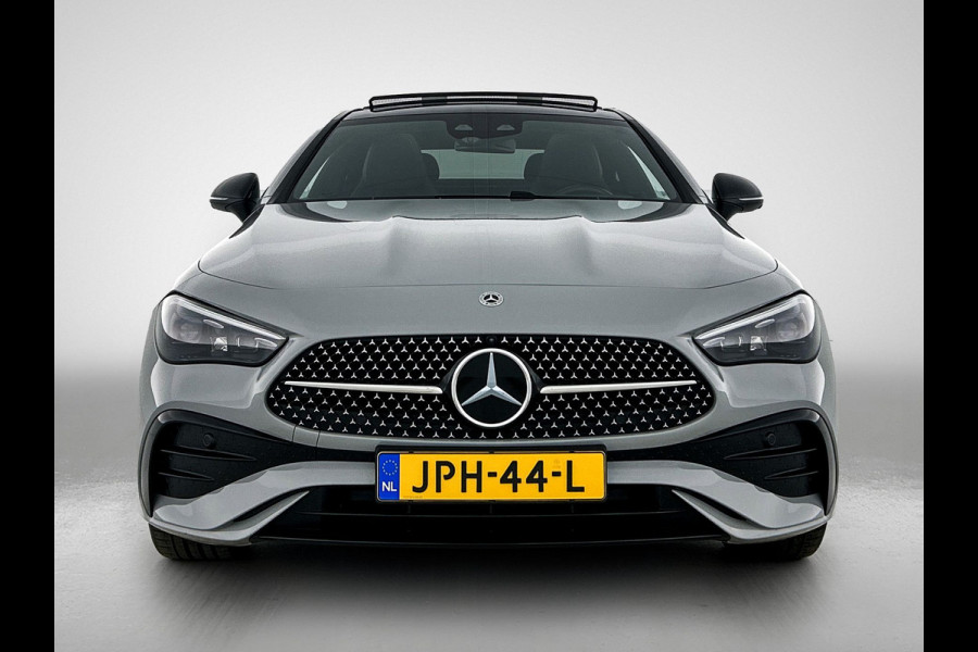 Mercedes-Benz CLE Coupé 300 e AMG Plug-In Hybride AMG Line Premium Plus | Night Pakket | Trekhaak | Distronic | Panorama Schuif-Kanteldak | Stuur en Stoelverwarming. Inclusief 24 maanden MB Certified garantie voor Europa.