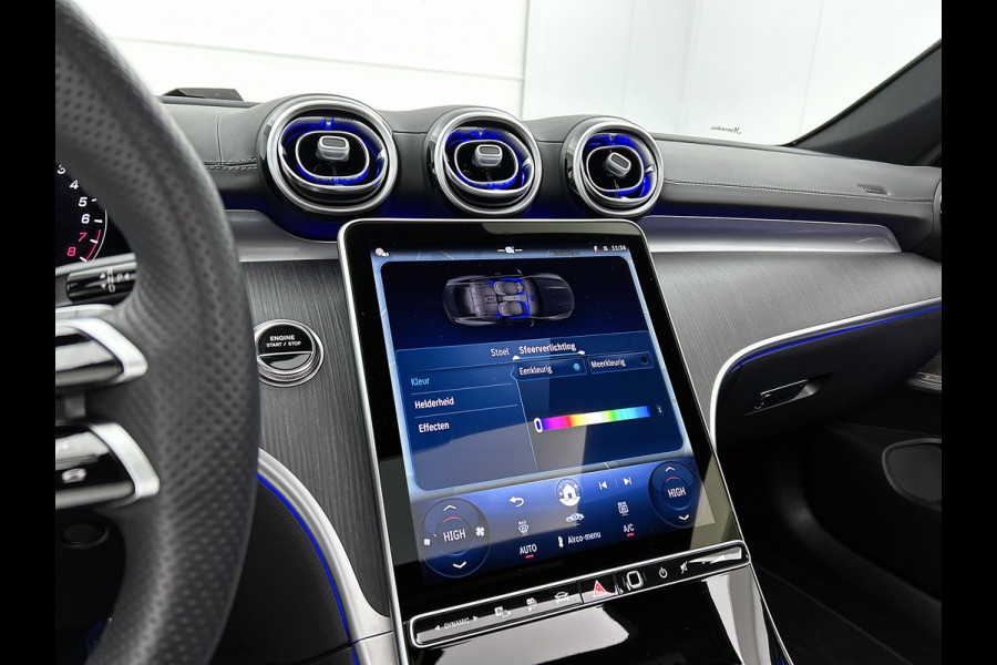 Mercedes-Benz CLE Coupé 300 e AMG Plug-In Hybride AMG Line Premium Plus | Night Pakket | Trekhaak | Distronic | Panorama Schuif-Kanteldak | Stuur en Stoelverwarming. Inclusief 24 maanden MB Certified garantie voor Europa.