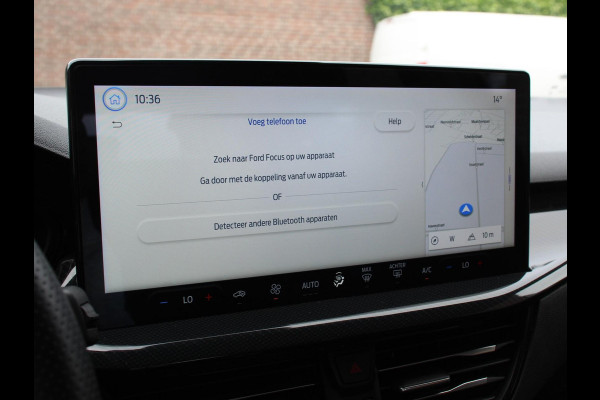 Ford Focus 1.0 EcoBoost Hybrid ST Line Navigatie Climate Control Led Dab Camera Parkeer sensoren Cruise Control Lichtmetalen velgen