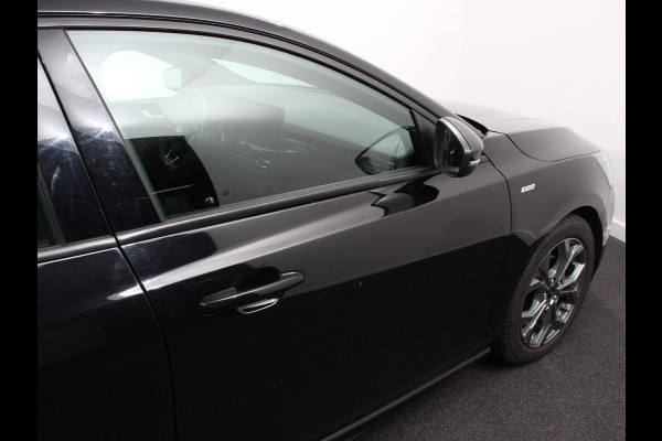 Ford Focus 1.0 EcoBoost Hybrid ST Line Navigatie Climate Control Led Dab Camera Parkeer sensoren Cruise Control Lichtmetalen velgen