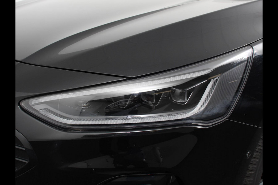 Ford Focus 1.0 EcoBoost Hybrid ST Line Navigatie Climate Control Led Dab Camera Parkeer sensoren Cruise Control Lichtmetalen velgen