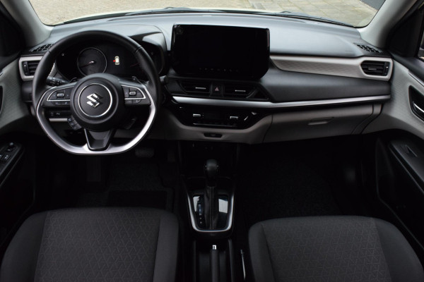 Suzuki Swift 1.2 Style Smart Hybrid|Carplay|Camera