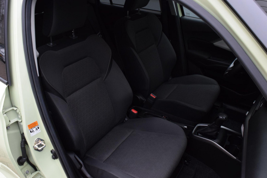 Suzuki Swift 1.2 Style Smart Hybrid|Carplay|Camera