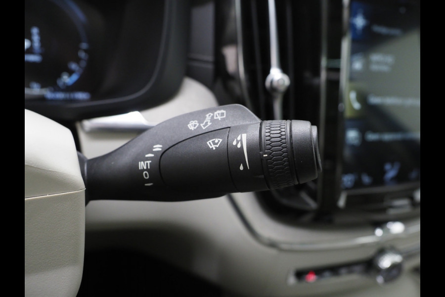 Volvo XC60 2.0 Recharge T8 AWD Inscription | Panoramadak | Pilot Assist | 360 | Memory | BLIS | Virtual | LED | Carplay