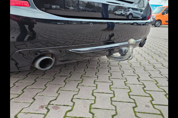 BMW 5 Serie Touring 520i High Executive Sport Line | Automaat | Trekhaak | Navi | Stoel & stuurverwarming | Camera |