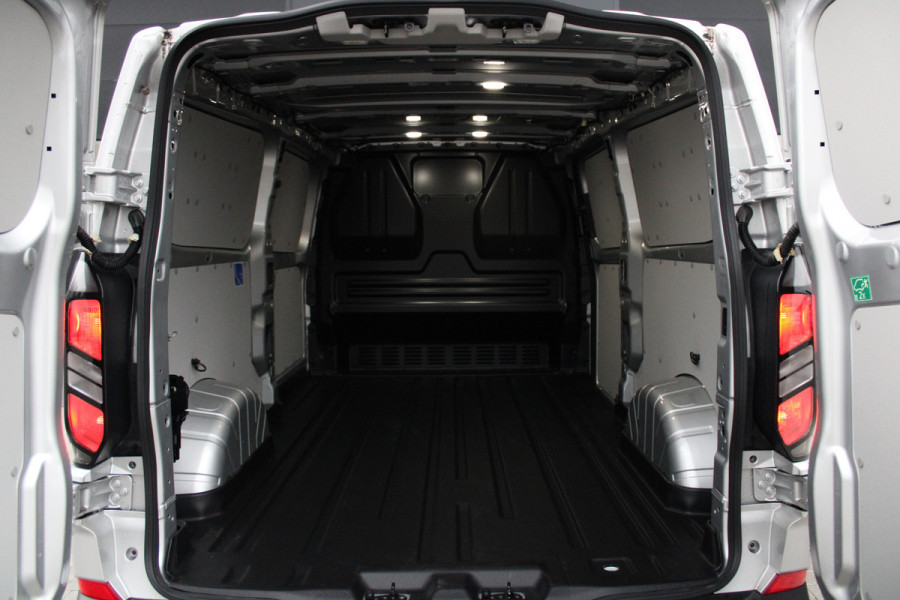 Ford Transit Custom 320 2.0 TDCI L2H1 Trend 136pk - Carplay - Android - Camera - LED koplampen - Airbag bijrijder - 70l tank - Rijklaar
