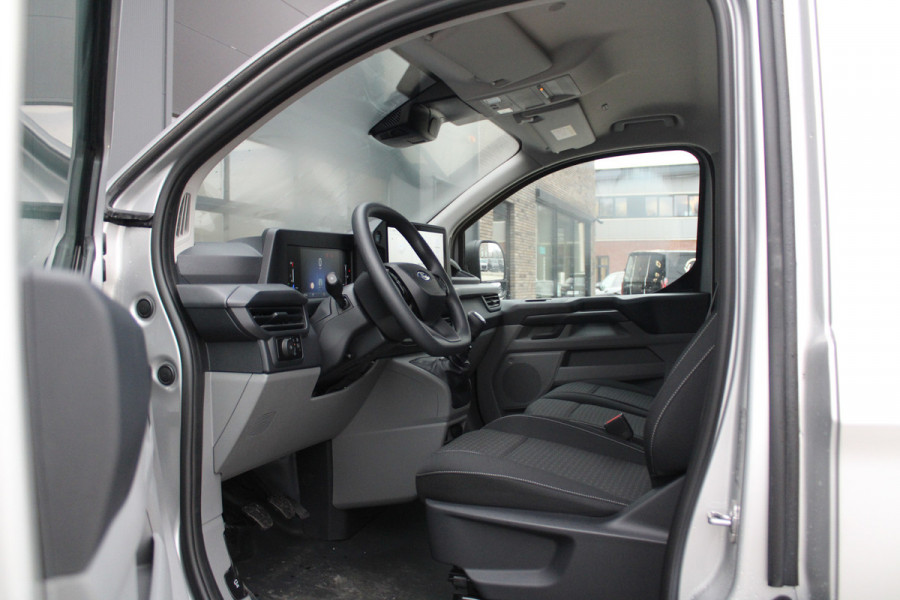 Ford Transit Custom 320 2.0 TDCI L2H1 Trend 136pk - Carplay - Android - Camera - LED koplampen - Airbag bijrijder - 70l tank - Rijklaar