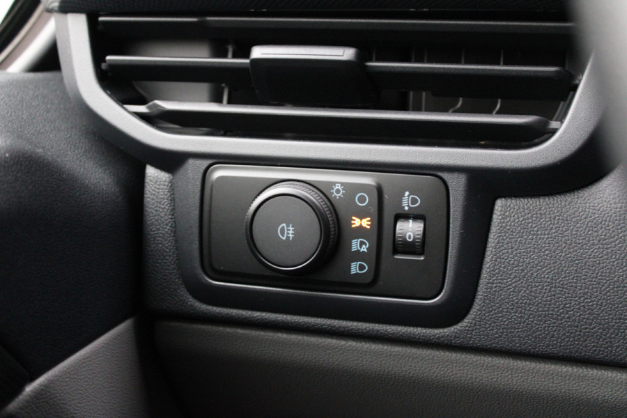 Ford Transit Custom 320 2.0 TDCI L2H1 Trend 136pk - Carplay - Android - Camera - LED koplampen - Airbag bijrijder - 70l tank - Rijklaar