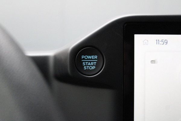 Ford Transit Custom 320 2.0 TDCI L2H1 Trend 136pk - Carplay - Android - Camera - LED koplampen - Airbag bijrijder - 70l tank - Rijklaar