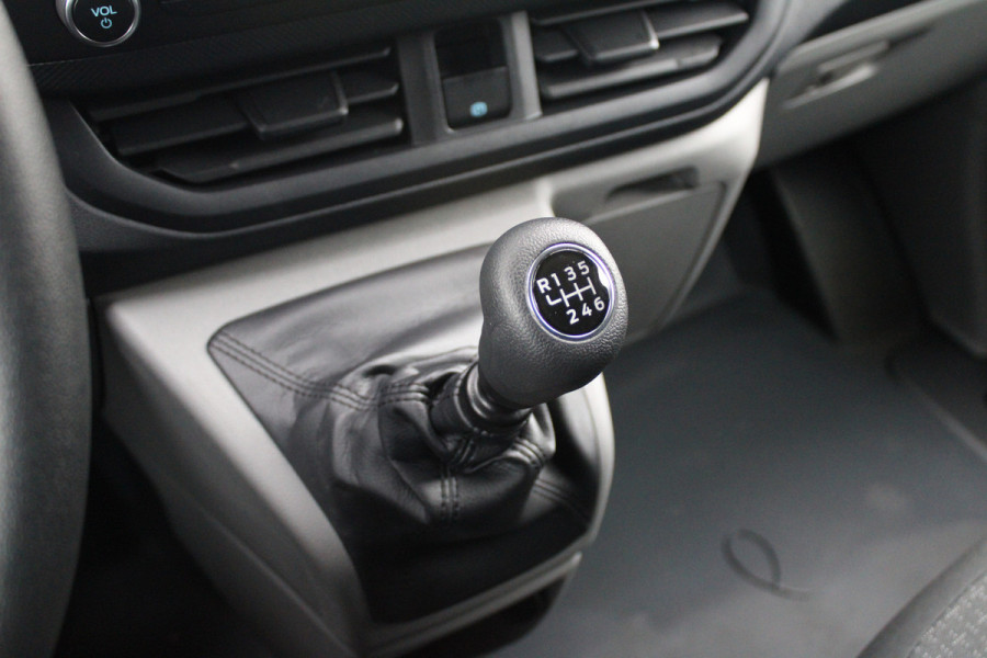 Ford Transit Custom 320 2.0 TDCI L2H1 Trend 136pk - Carplay - Android - Camera - LED koplampen - Airbag bijrijder - 70l tank - Rijklaar