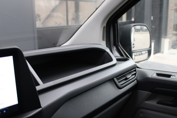 Ford Transit Custom 320 2.0 TDCI L2H1 Trend 136pk - Carplay - Android - Camera - LED koplampen - Airbag bijrijder - 70l tank - Rijklaar