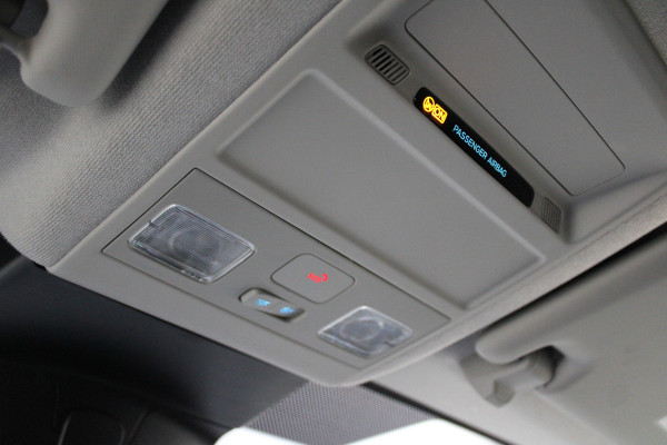 Ford Transit Custom 320 2.0 TDCI L2H1 Trend 136pk - Carplay - Android - Camera - LED koplampen - Airbag bijrijder - 70l tank - Rijklaar