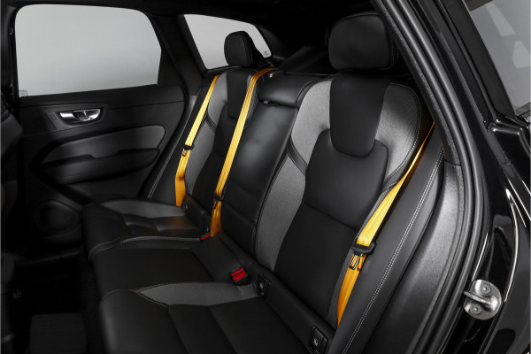 Volvo XC60 2.0 T8 Plug-in-hybrid AWD Polestar Engineered - Facelift MY26 | S/K-Panodak | Dig.Cockpit | Adapt.Cruise | Harman/Kardon | Stoel+-Stuurverw. | Elek. stoelen | 360 Camera | NAV + App.Connect + NAV | ECC | LM 21" | 9211