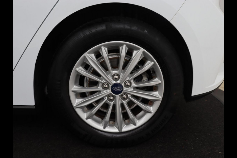 Ford Focus 1.0 EcoBoost Titanium Business | Apple Carplay | Navigatie | Cruise Control | Keyless entry | LMV 16 |