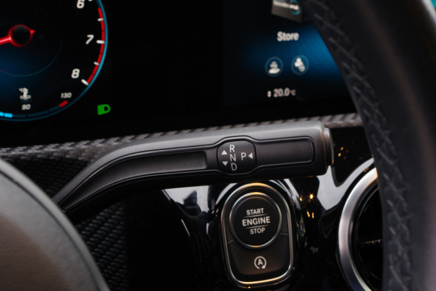 Mercedes-Benz A-Klasse 200 164 PK Automaat Business Solution, Groot-Navigatie, Stoelverwarming