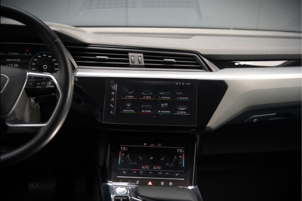 Audi e-tron 50 quattro Business edition Plus 71 kWh | Black Edition | Panoramadak | Memory Seats | Luchtvering | Adaptive Cruise Control | Keyless | Matrix LED | Leder | Stoelverwarming | NAP |