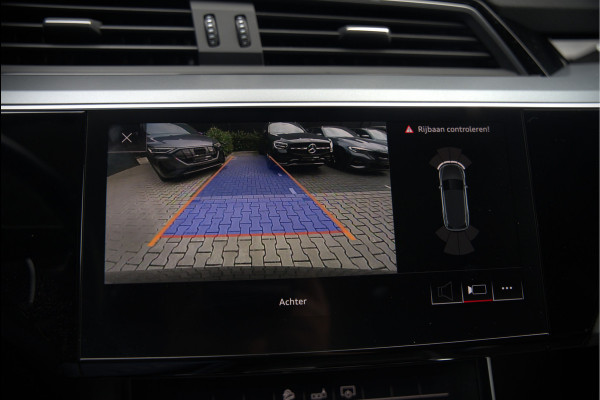 Audi e-tron 50 quattro Business edition Plus 71 kWh | Black Edition | Panoramadak | Memory Seats | Luchtvering | Adaptive Cruise Control | Keyless | Matrix LED | Leder | Stoelverwarming | NAP |