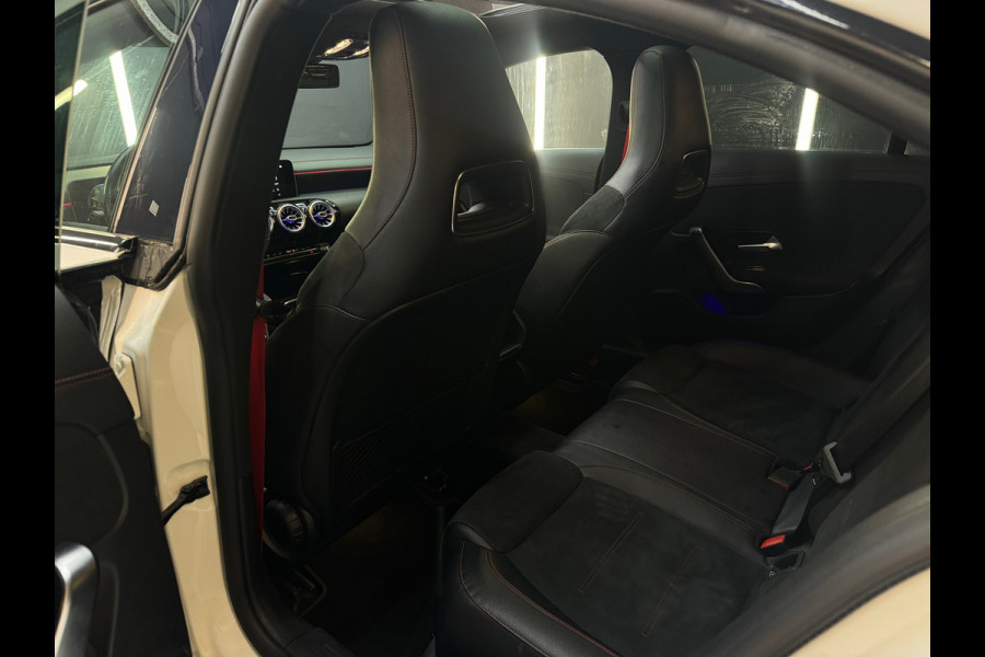 Mercedes-Benz CLA-Klasse 220 AMG Pano|Sfeer|Camera|Nightpakket