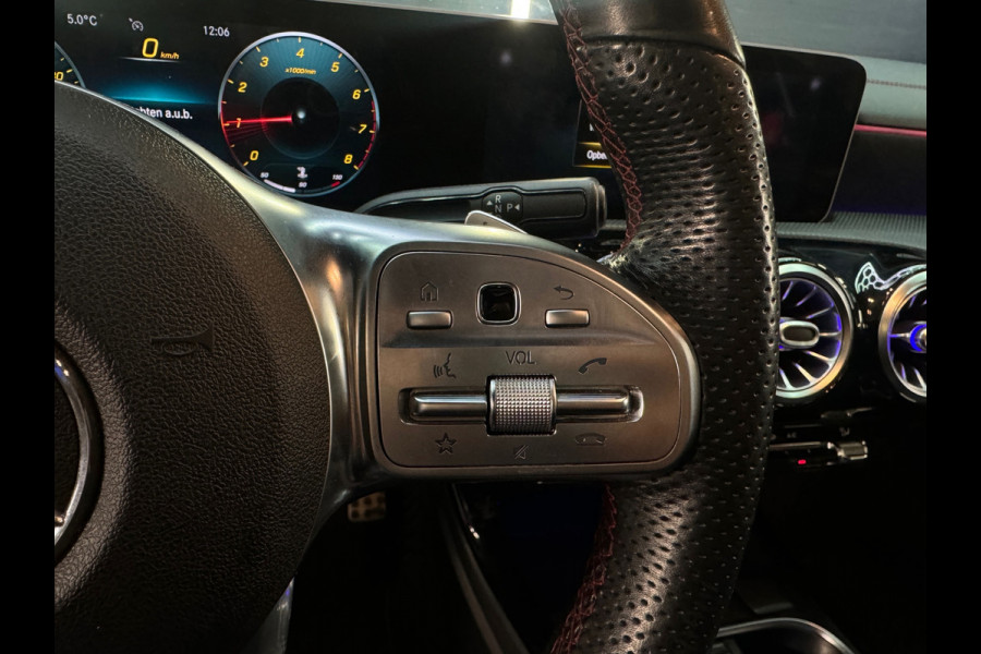 Mercedes-Benz CLA-Klasse 220 AMG Pano|Sfeer|Camera|Nightpakket