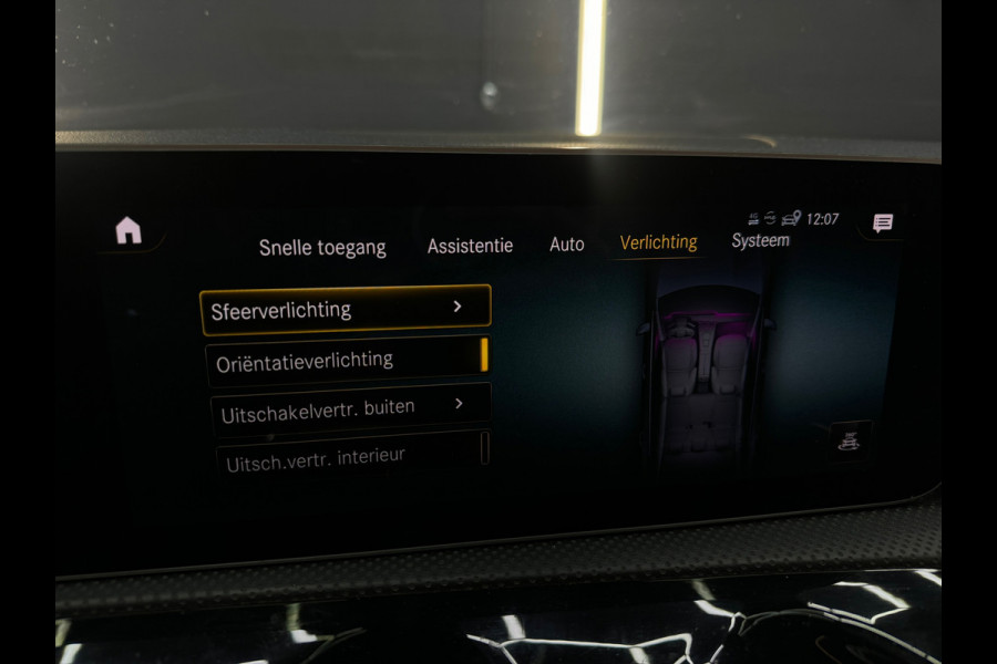 Mercedes-Benz CLA-Klasse 220 AMG Pano|Sfeer|Camera|Nightpakket